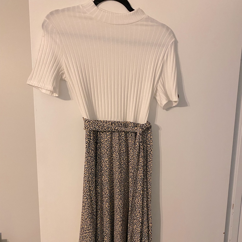 Womens midi cheetah print dress